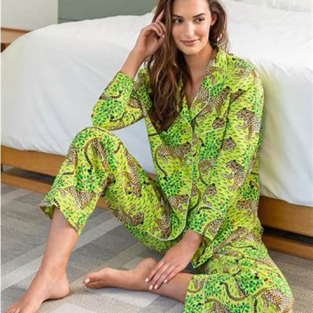 Printfresh Lime Green Leopard Pajama Set